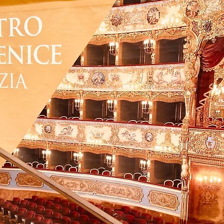 Venice Palace Luxury Suites ภายนอก รูปภาพ