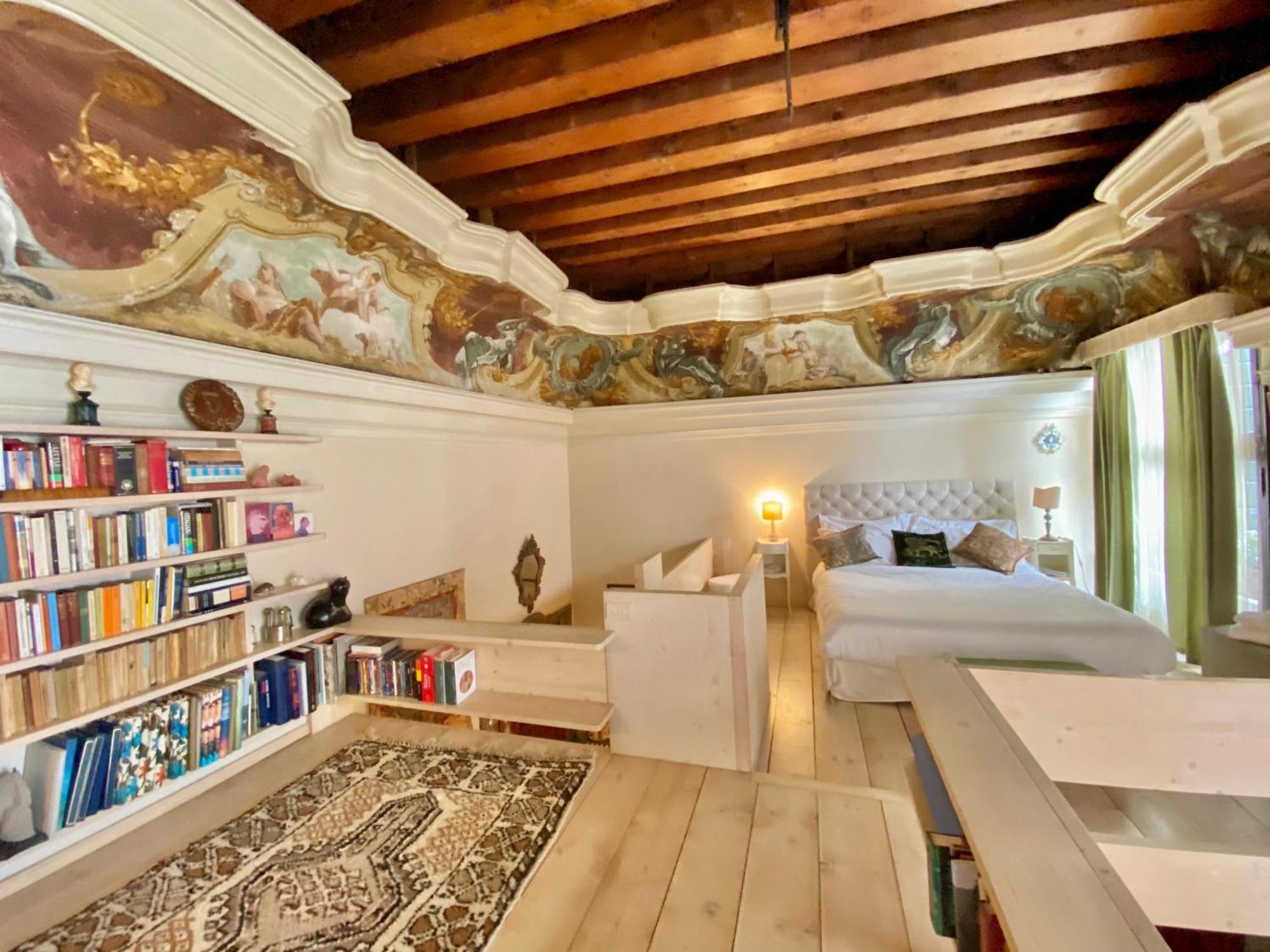 Venice Palace Luxury Suites ภายนอก รูปภาพ